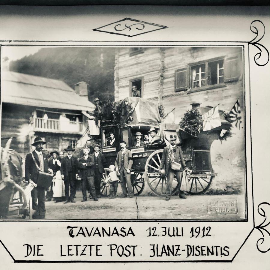 Alte Post Mit Geschichte Und Restaurant Appartement Tavanasa Buitenkant foto
